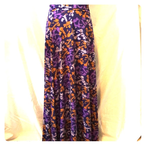 LuLaRoe Dresses & Skirts - NWT LulaRoe Maxi Skirt